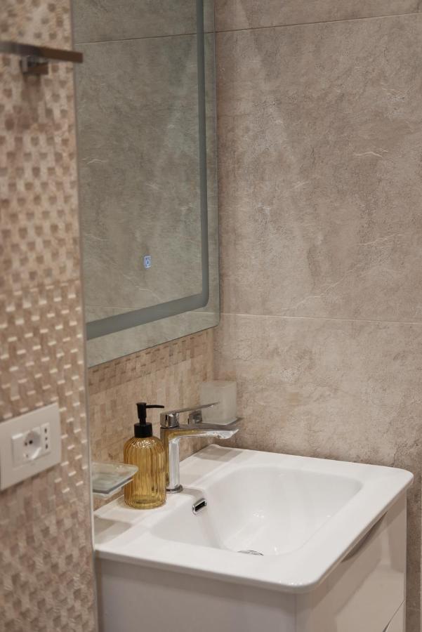 Seahana Apartment Himarë Extérieur photo