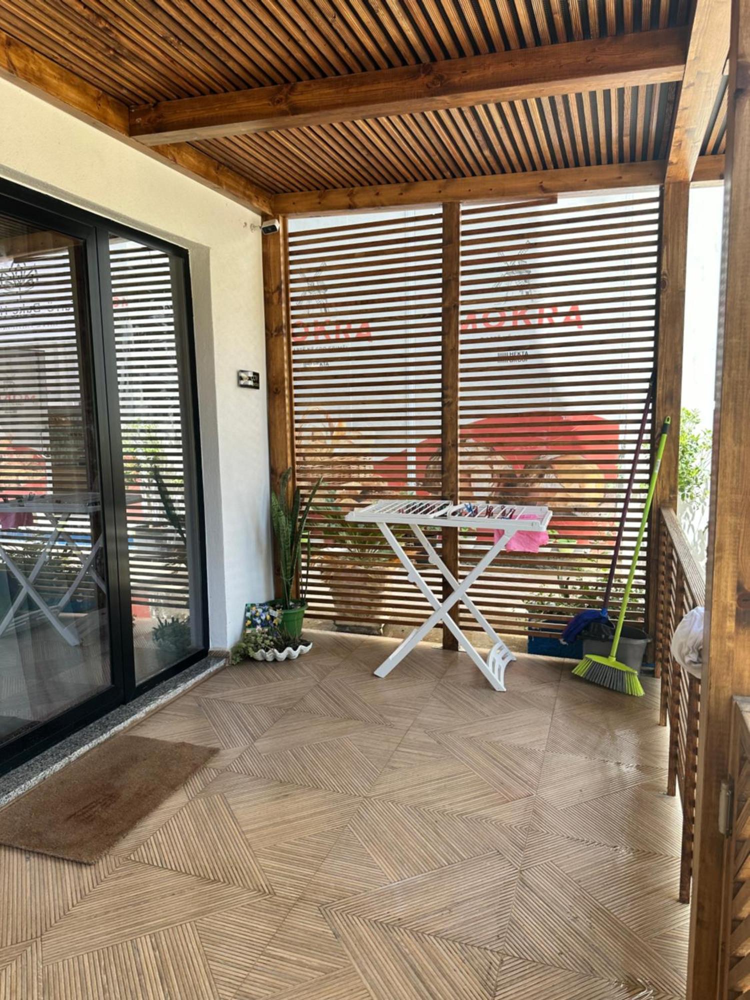 Seahana Apartment Himarë Extérieur photo